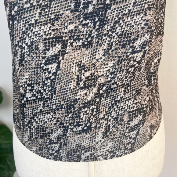 •VERONICA BEARD• Snakeskin Print Cropped Silk‎ Cami Tank Size XS Neutral - Picture 9 of 10